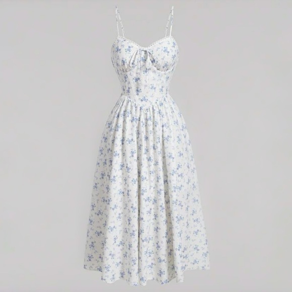 Dresses & Skirts - Blue and white floral midi dress